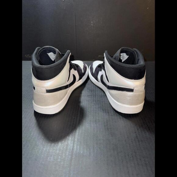 Nike Air Jordan 1 Mid SE 'Diamond' - DH6933-100 - Size 8.5 - Picture 6 of 9